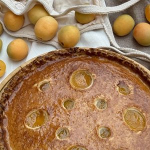 Apricot pie
